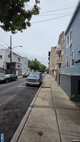 5913 Jefferson Street, West New York, NJ 07093