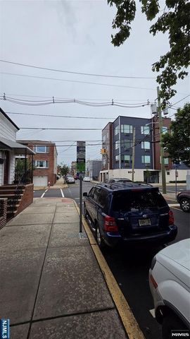 5913 Jefferson Street, West New York, NJ 07093