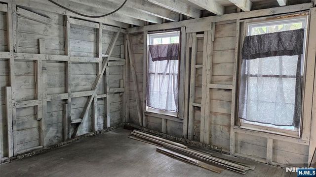 5913 Jefferson Street, West New York, NJ 07093