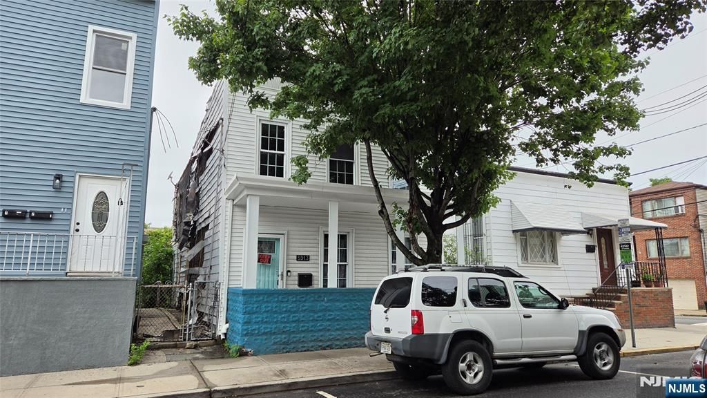 5913 Jefferson Street, West New York, NJ 07093