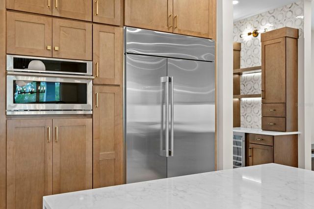 5021 W LEONA STREET, Tampa, FL 33629