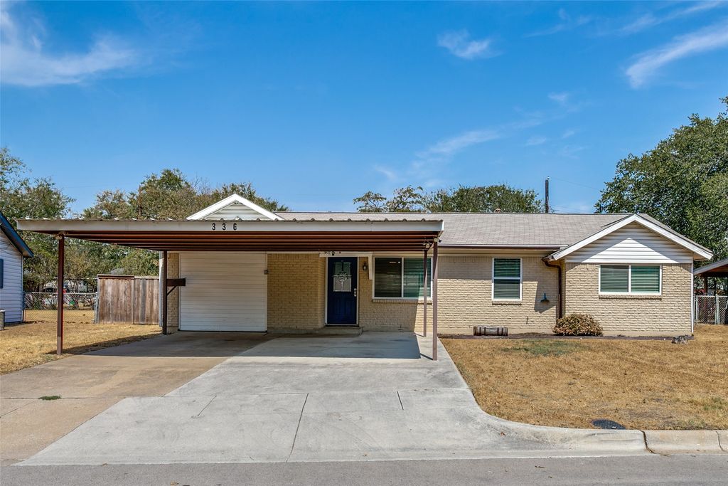 336 Saddle Trail, Saginaw, TX 76179 — exterior