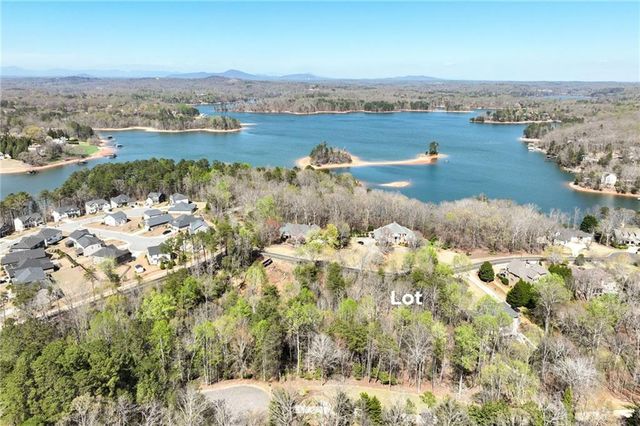 308 Point Olympus Drive, Gainesville, GA 30506