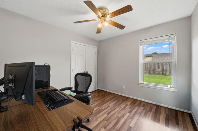 4019 N Fm 565 Road, Baytown, TX 77523