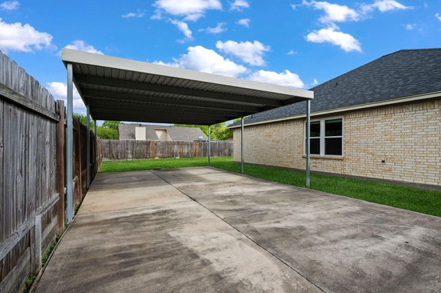 4019 N Fm 565 Road, Baytown, TX 77523