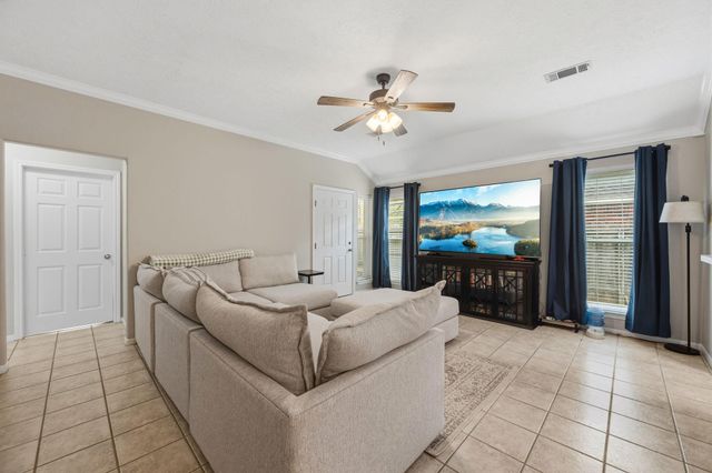 4019 N Fm 565 Road, Baytown, TX 77523