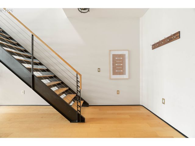 1400 Nw IRVING St 713, Portland, OR 97209