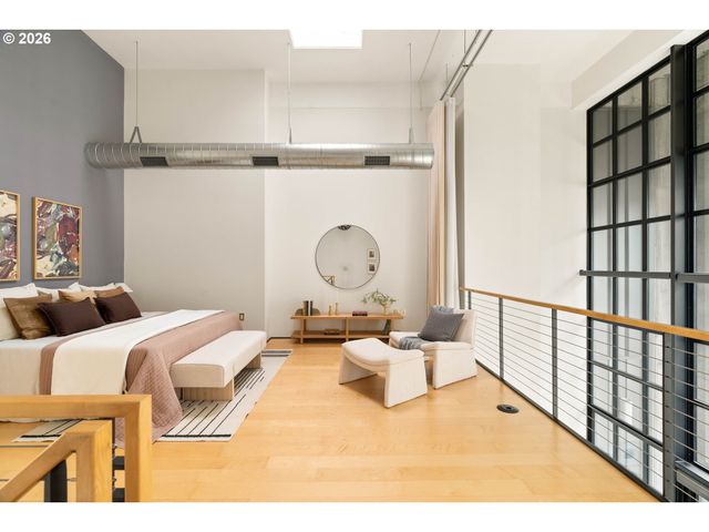 1400 Nw IRVING St 713, Portland, OR 97209