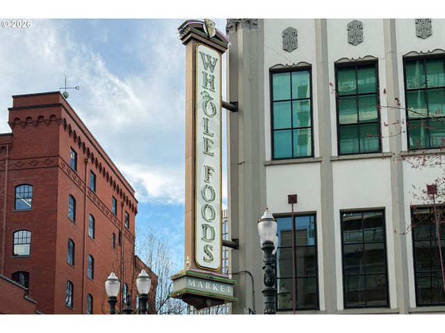 1400 Nw IRVING St 713, Portland, OR 97209