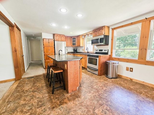 110 Tuttle Lane, Greenland, NH 03840
