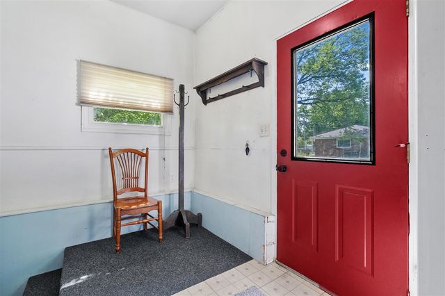 398 W Napier Avenue, Benton Harbor, MI 49022