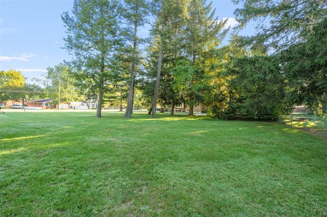 398 W Napier Avenue, Benton Harbor, MI 49022