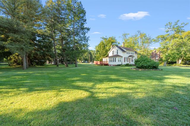 398 W Napier Avenue, Benton Harbor, MI 49022