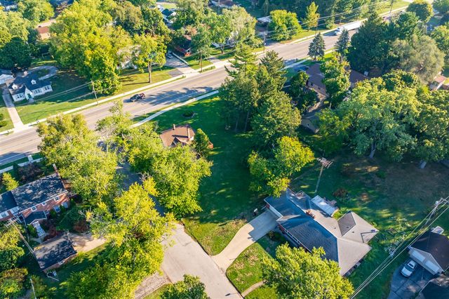 398 W Napier Avenue, Benton Harbor, MI 49022