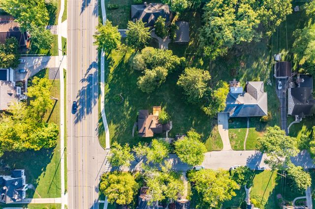 398 W Napier Avenue, Benton Harbor, MI 49022