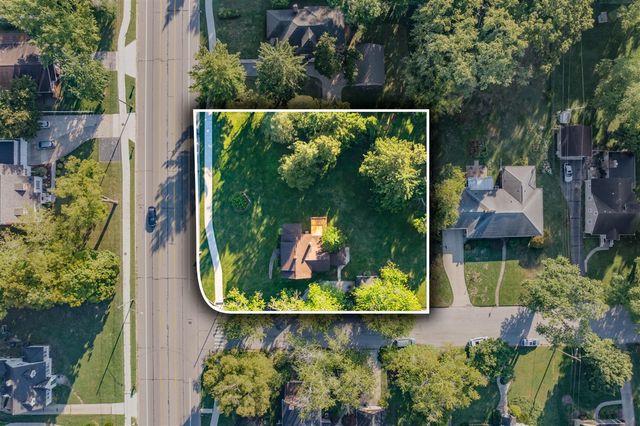 398 W Napier Avenue, Benton Harbor, MI 49022