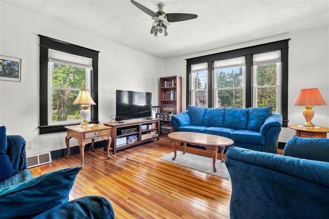 398 W Napier Avenue, Benton Harbor, MI 49022