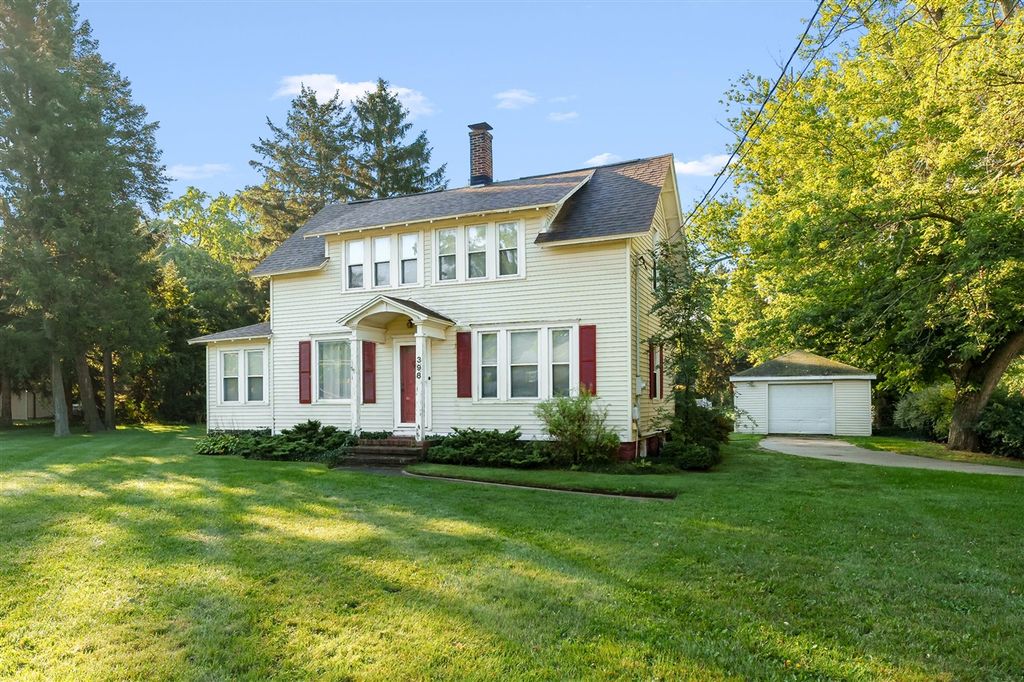 398 W Napier Avenue, Benton Harbor, MI 49022