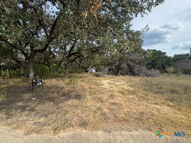 502 Creekside Drive, Canyon Lake, TX 78133
