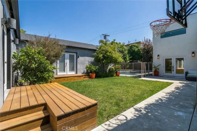 1444 Stearns Drive, Los Angeles, CA 90035