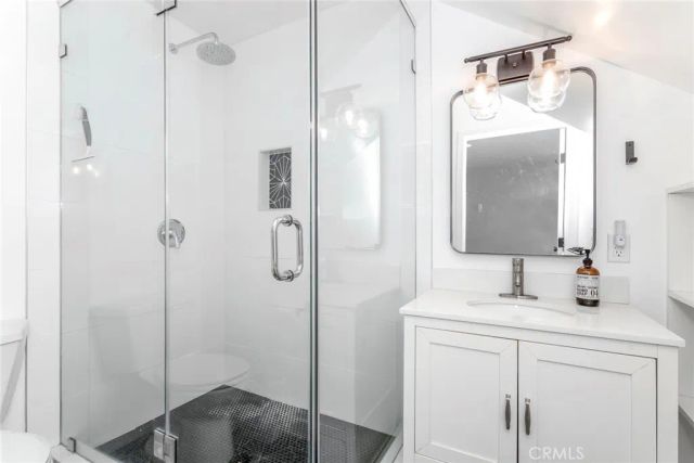 1444 Stearns Drive, Los Angeles, CA 90035