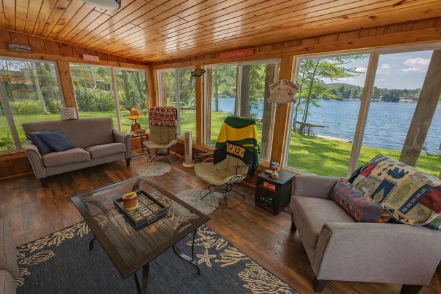 1148 Dakota Avenue, Friendship, WI 53934