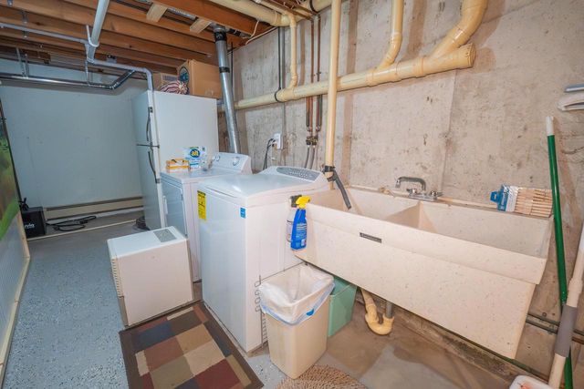 1148 Dakota Avenue, Friendship, WI 53934