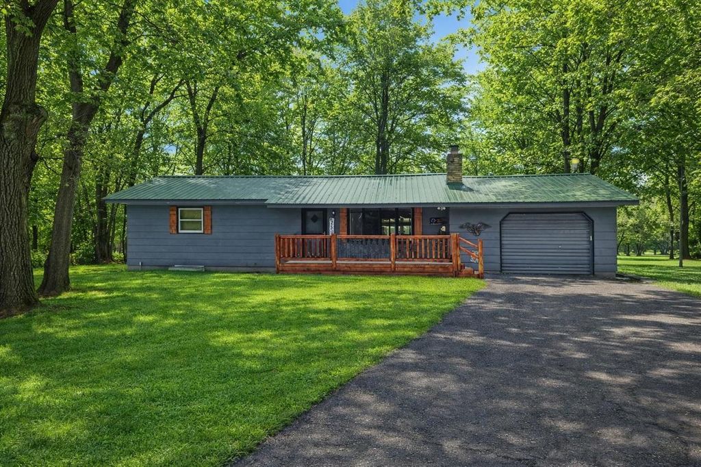 1148 Dakota Avenue, Friendship, WI 53934