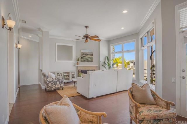 109 Rios Court, Solana Beach, CA 92075
