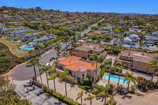 109 Rios Court, Solana Beach, CA 92075
