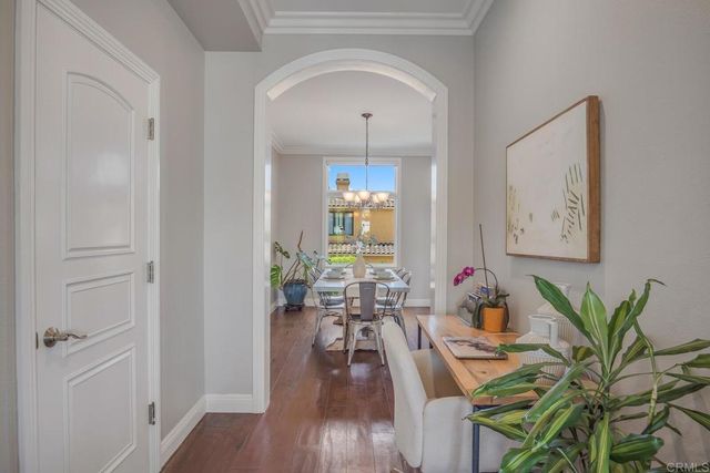 109 Rios Court, Solana Beach, CA 92075