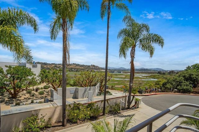 109 Rios Court, Solana Beach, CA 92075