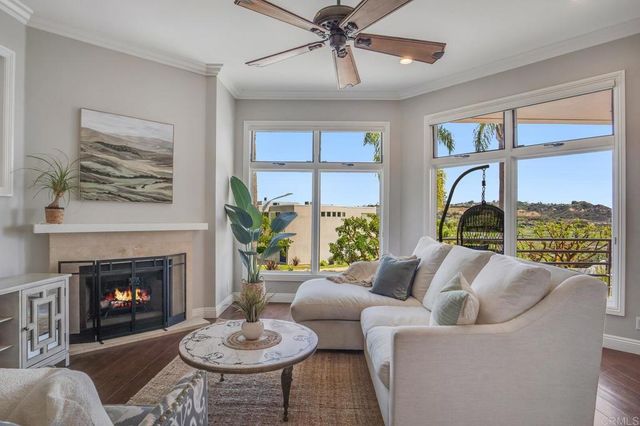 109 Rios Court, Solana Beach, CA 92075