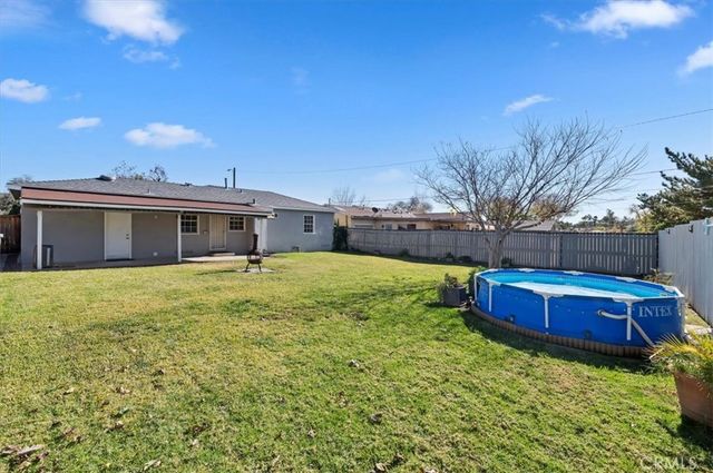 4694 N Mayfield, San Bernardino, CA 92407