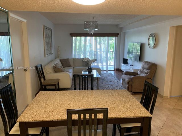 201 180 th Dr 114, Sunny Isles Beach, FL 33160