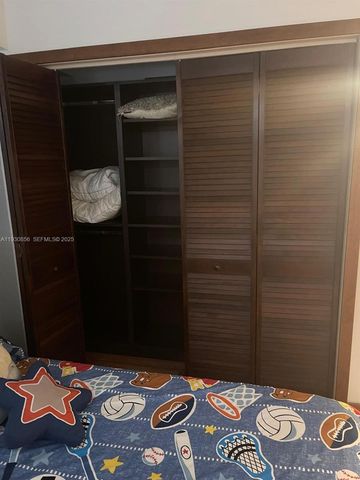 201 180 th Dr 114, Sunny Isles Beach, FL 33160