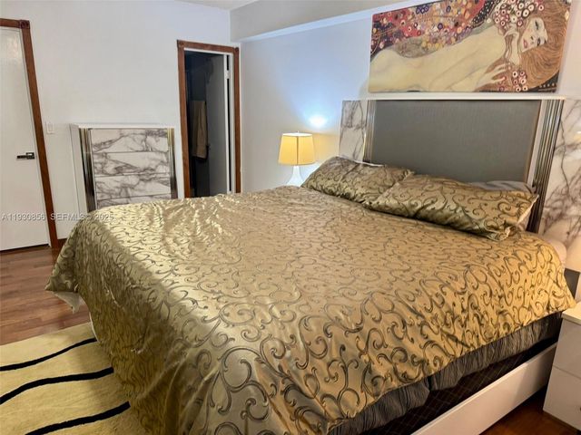 201 180 th Dr 114, Sunny Isles Beach, FL 33160