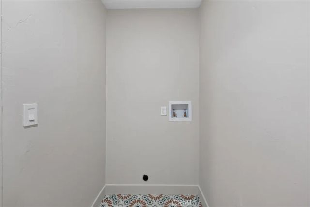 1028 S Sunkist, West Covina, CA 91790