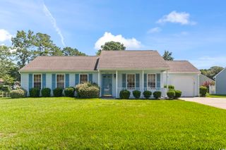 414 Snowy Egret Dr., Murrells Inlet, SC 29576