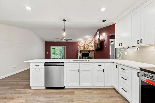 5016 SWALLOW DRIVE, Land O Lakes, FL 34639