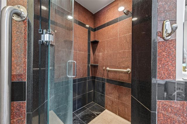 16914 Creeksouth Road, Houston, TX 77068
