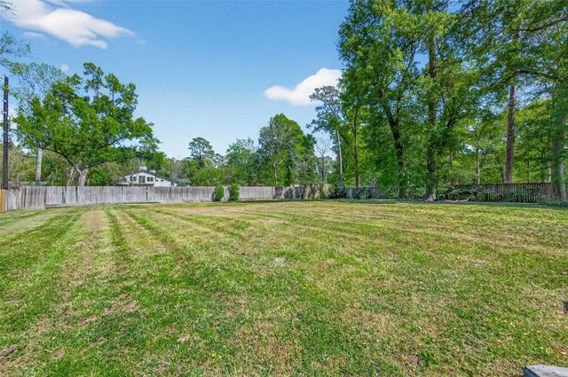 16914 Creeksouth Road, Houston, TX 77068
