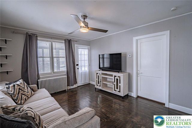 602 East Juniata Street, Allentown City, PA 18103