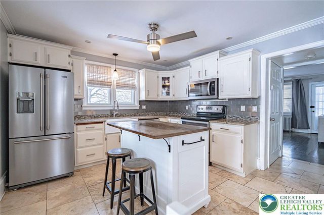 602 East Juniata Street, Allentown City, PA 18103