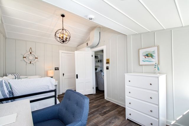 19 Hobart Lane, Cohasset, MA 02025