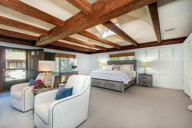 19 Hobart Lane, Cohasset, MA 02025