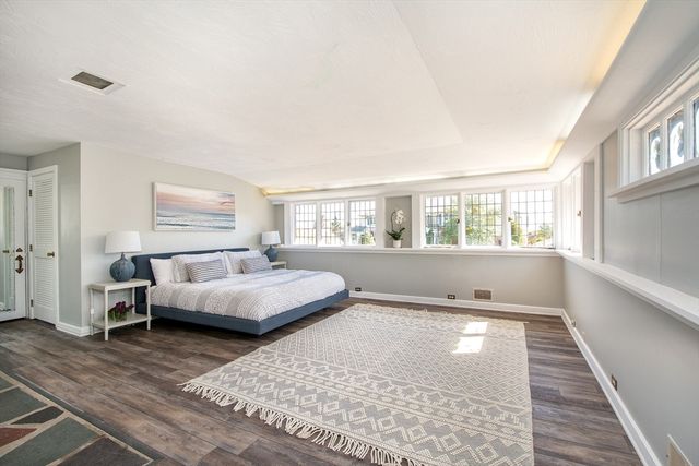 19 Hobart Lane, Cohasset, MA 02025