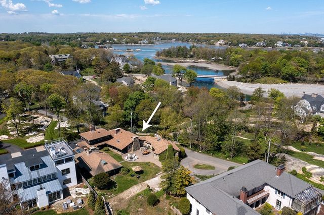 19 Hobart Lane, Cohasset, MA 02025