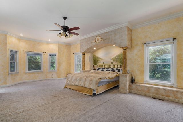 4967 S Buckingham Lane, Springfield, MO 65810