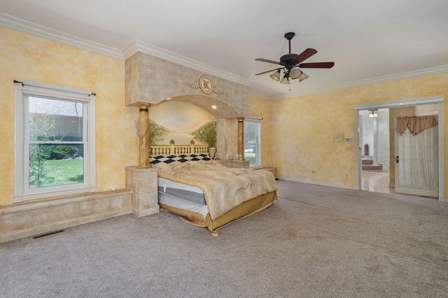 4967 S Buckingham Lane, Springfield, MO 65810